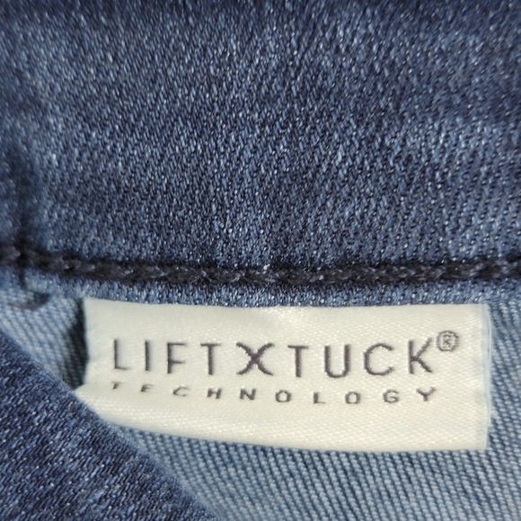 NYDJ‎ High Rise Straight Leg LiftXTuck Technology Denim Blue Jeans Sz 16 PLUS - Picture 9 of 14